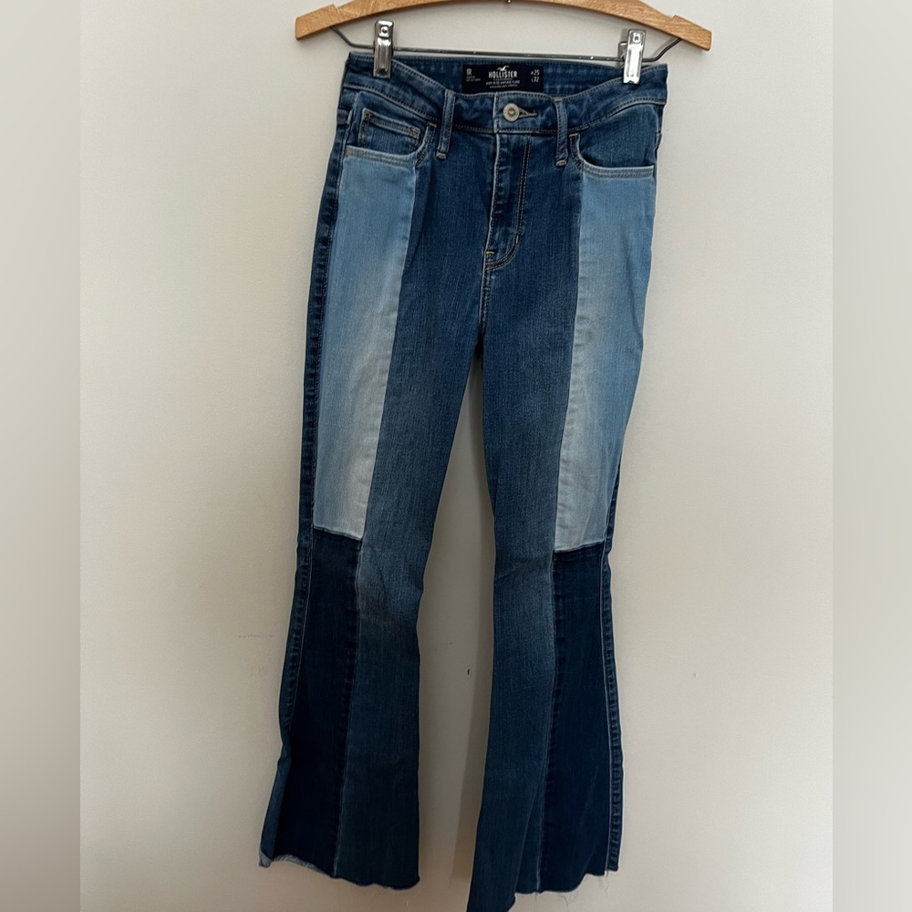 Hollister Women's Flare Blue Design Jeans